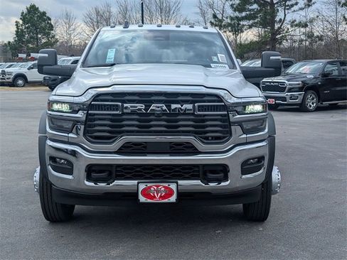 New 2026 RAM 5500 Tradesman image 3
