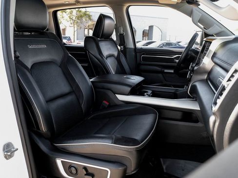 Used 2022 RAM 1500 Laramie image 32