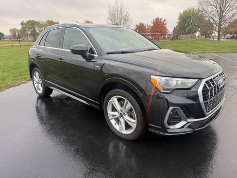 Used 2021 Audi Q3 2.0T Premium w/ Convenience Package image 3