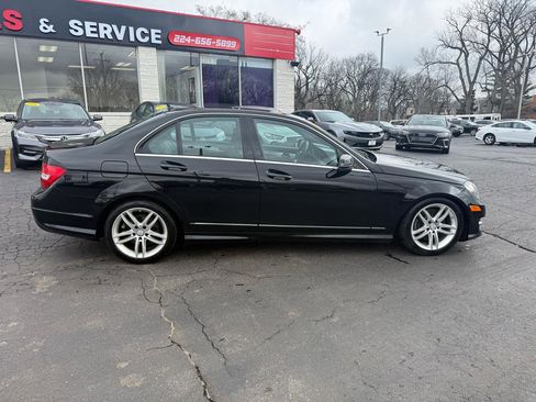 Used 2013 Mercedes-Benz C 300 Sport image 8