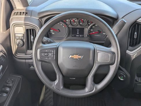Used 2024 Chevrolet Silverado 1500 Custom image 18