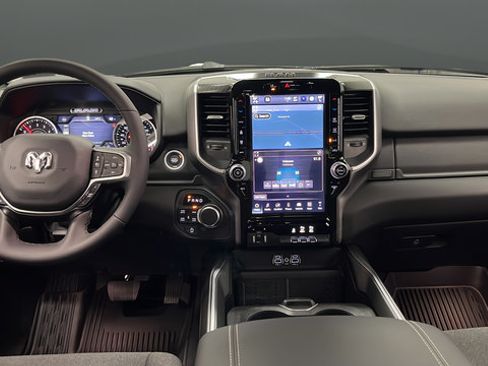 New 2026 RAM 1500 Big Horn AWD/4WD image 11