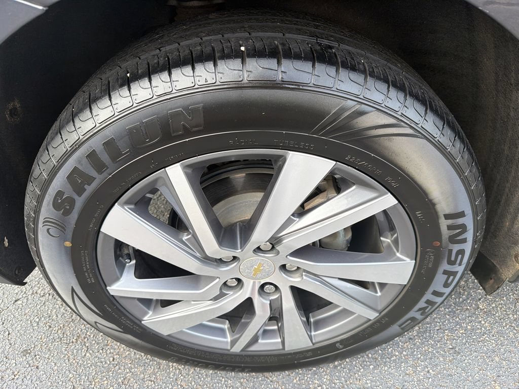 Used 2022 Chevrolet Equinox LT FWD image 17