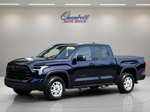 Used 2025 Toyota Tundra SR5 AWD/4WD image 8