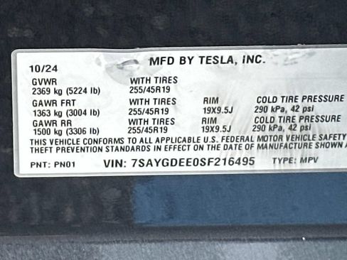 Used 2025 Tesla Model Y Long Range AWD/4WD image 31