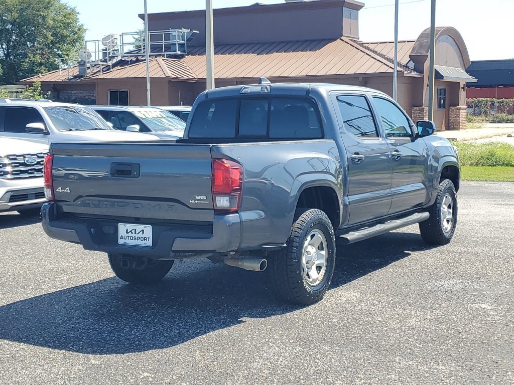 Used 2020 Toyota Tacoma SR AWD/4WD image 4