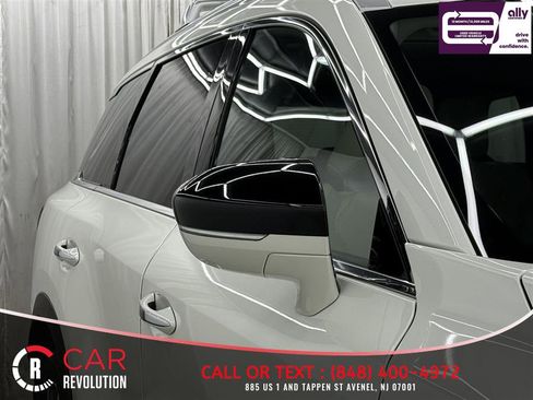 Used 2023 INFINITI QX60 Sensory w/ Cargo Package image 59