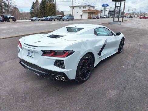 Used 2020 Chevrolet Corvette 2LT w/ 2LT Preferred Equipment Group image 8