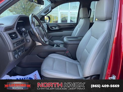 Used 2022 Chevrolet Tahoe Z71 w/ Z71 Off-Road Package AWD/4WD image 3