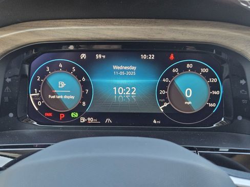 New 2026 Volkswagen Atlas SE image 13