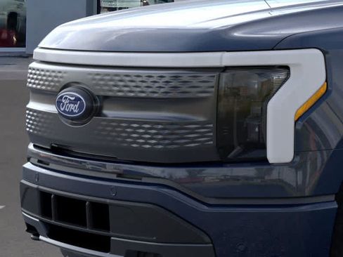 New 2025 Ford F150 Lightning Flash AWD/4WD image 17
