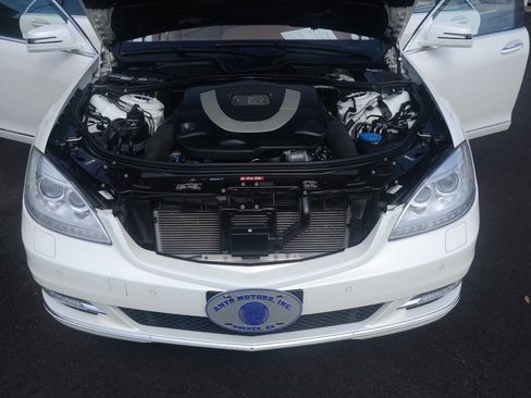 Used 2011 Mercedes-Benz S 550 image 31
