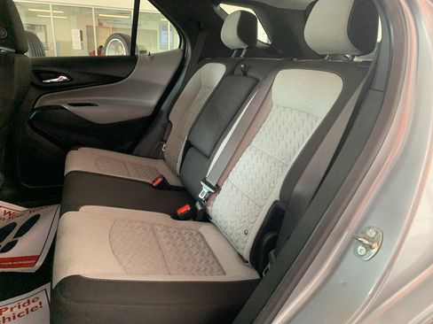 Used 2023 Chevrolet Equinox LS w/ LS Convenience Package FWD image 14