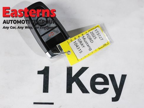 Used 2025 Ford Mustang Coupe RWD image 23