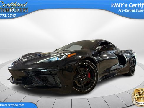 Used 2020 Chevrolet Corvette Stingray 2LT w/ 2LT Preferred Equipment Group RWD image 1