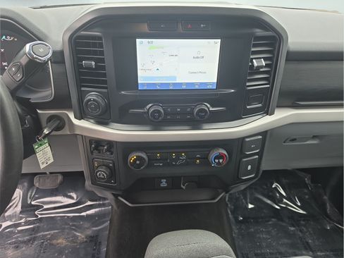 Used 2022 Ford F150 XLT w/ Trailer Tow Package AWD/4WD image 12