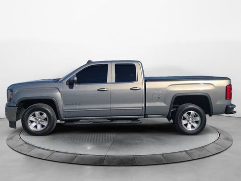 Used 2017 GMC Sierra 1500 SLE w/ SLE Value Package image 2