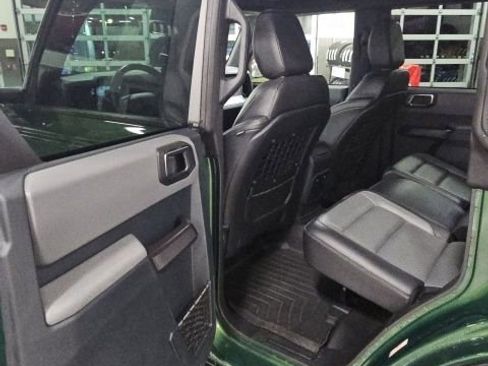 Used 2024 Ford Bronco Everglades image 27