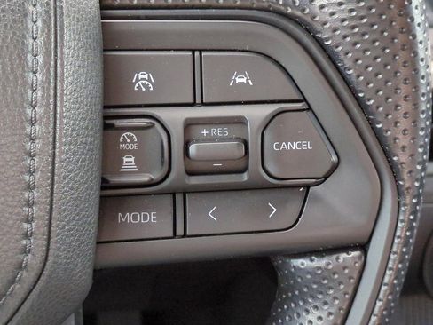 Used 2025 Toyota Tacoma SR5 image 22