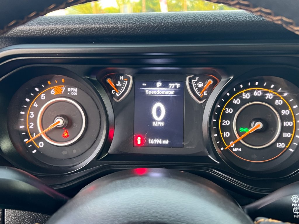 Used 2024 Jeep Wrangler Sport AWD/4WD image 22
