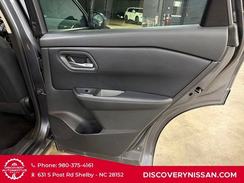 Certified 2025 Nissan Rogue SV AWD/4WD image 36