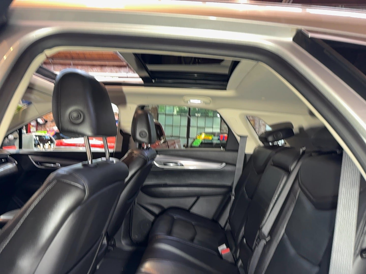 Used 2017 Cadillac XT5 Luxury w/ Driver Awareness Package AWD/4WD image 68