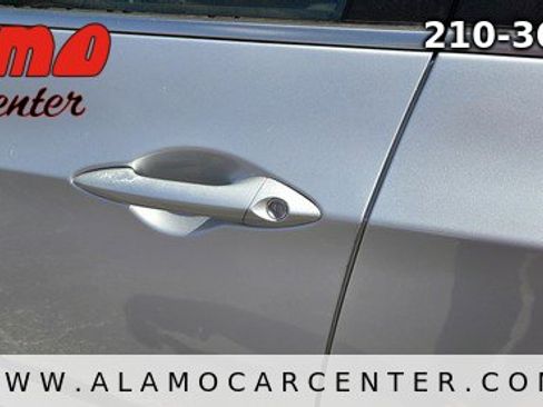 Used 2016 Hyundai Elantra GT image 10