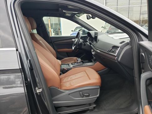 Used 2021 Audi Q5 2.0T Premium Plus w/ Premium Plus Package image 17