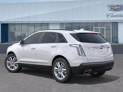 New 2026 Cadillac XT5 Sportv image 3