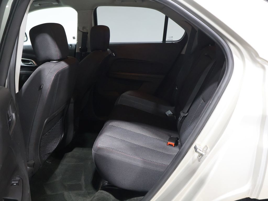 Used 2013 Chevrolet Equinox LT w/ Driver Convenience Package AWD/4WD image 17
