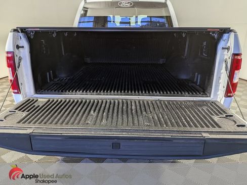 Used 2018 Ford F150 XLT w/ Equipment Group 302A Luxury AWD/4WD image 7