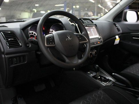 New 2026 Mitsubishi Outlander Sport ES image 5