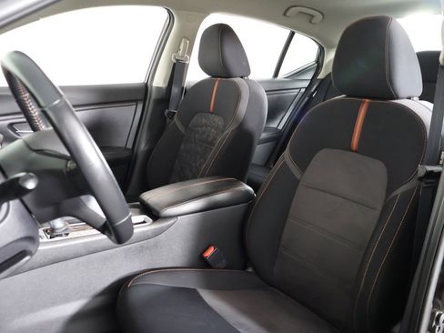 Used 2023 Nissan Sentra SR w/ Trunk Package FWD image 25