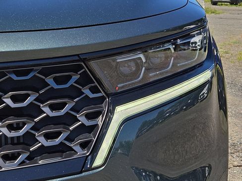 Certified 2023 Kia Sorento SX Prestige AWD/4WD image 9