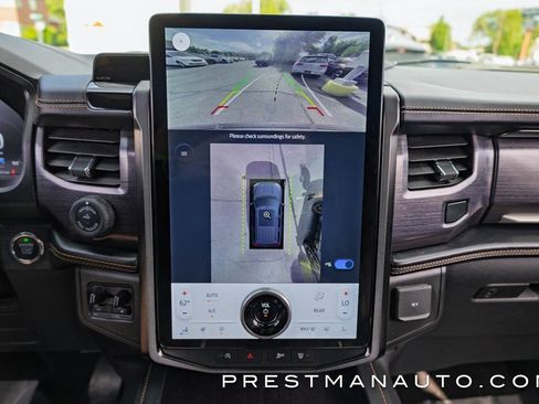 Used 2022 Ford Expedition Platinum image 35