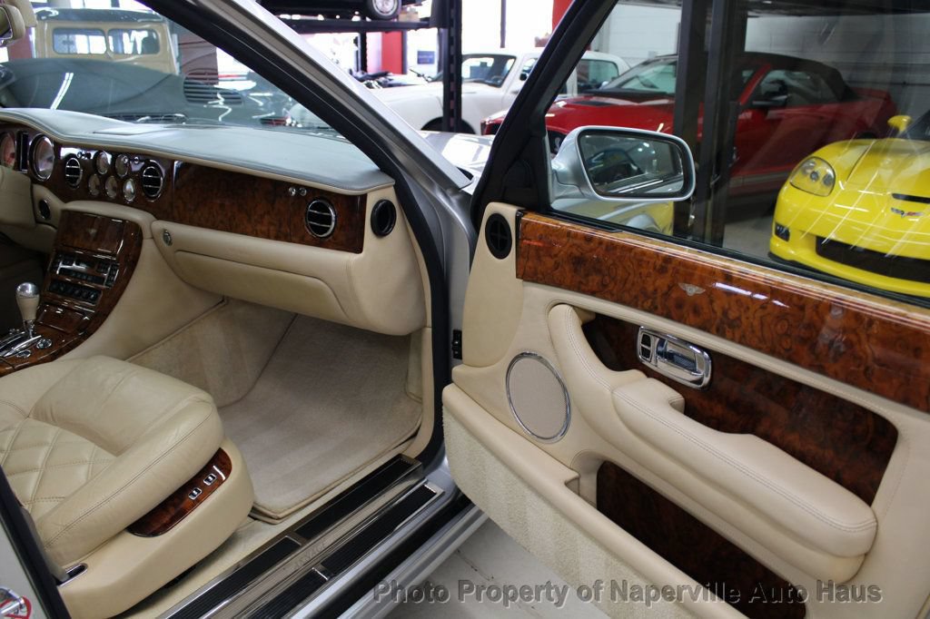 Used 2004 Bentley Arnage T RWD image 47