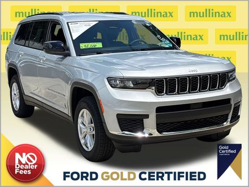Used 2025 Jeep Grand Cherokee L Laredo w/ Trailer Tow Package RWD image 1
