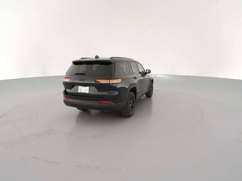 New 2025 Jeep Grand Cherokee L Laredo image 11