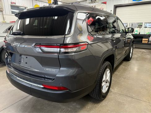 Used 2022 Jeep Grand Cherokee L Laredo w/ Luxury Tech Group I image 5