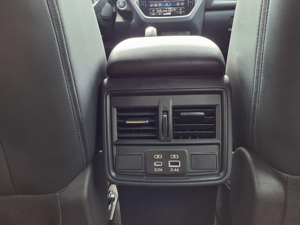 Used 2026 Subaru Forester Premium AWD/4WD image 23