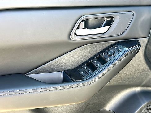 New 2026 Nissan Rogue SV image 13