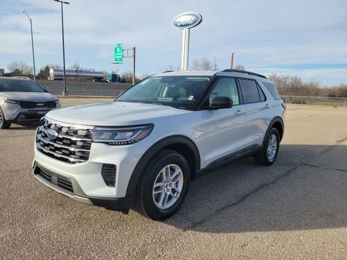 New 2026 Ford Explorer Active image 19