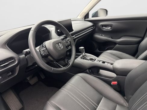 Used 2025 Honda HR-V EX-L image 10