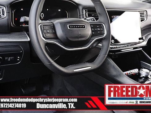 Used 2022 Jeep Wagoneer Series II RWD image 26