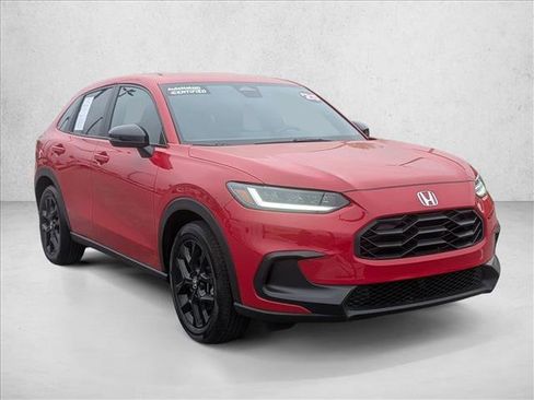 Used 2025 Honda HR-V Sport image 3