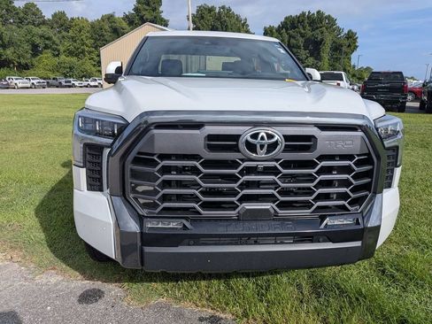 Used 2026 Toyota Tundra Platinum w/ TRD Off-Road Package AWD/4WD image 14