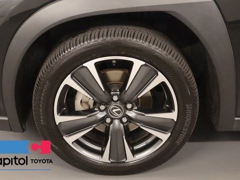 Used 2024 Lexus UX 250h FWD image 7