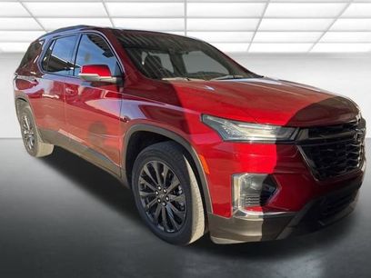 Used 2023 Chevrolet Traverse RS