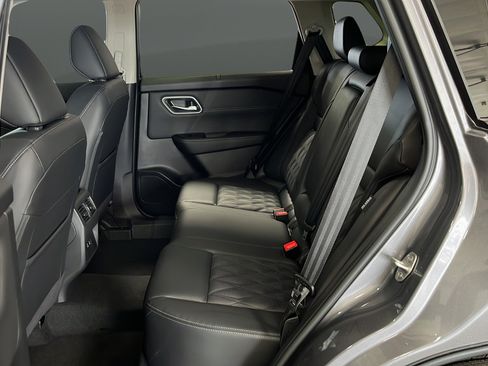 New 2026 Nissan Rogue Platinum AWD/4WD image 23