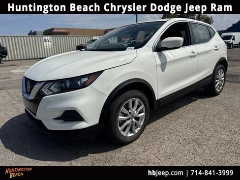 Used 2022 Nissan Rogue Sport S FWD image 1